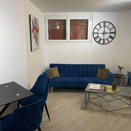 Porte De Paris- Les Puces Apartment *